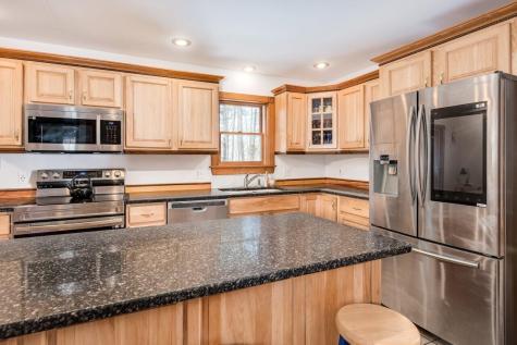 5 Mckenna Lane York ME 03909