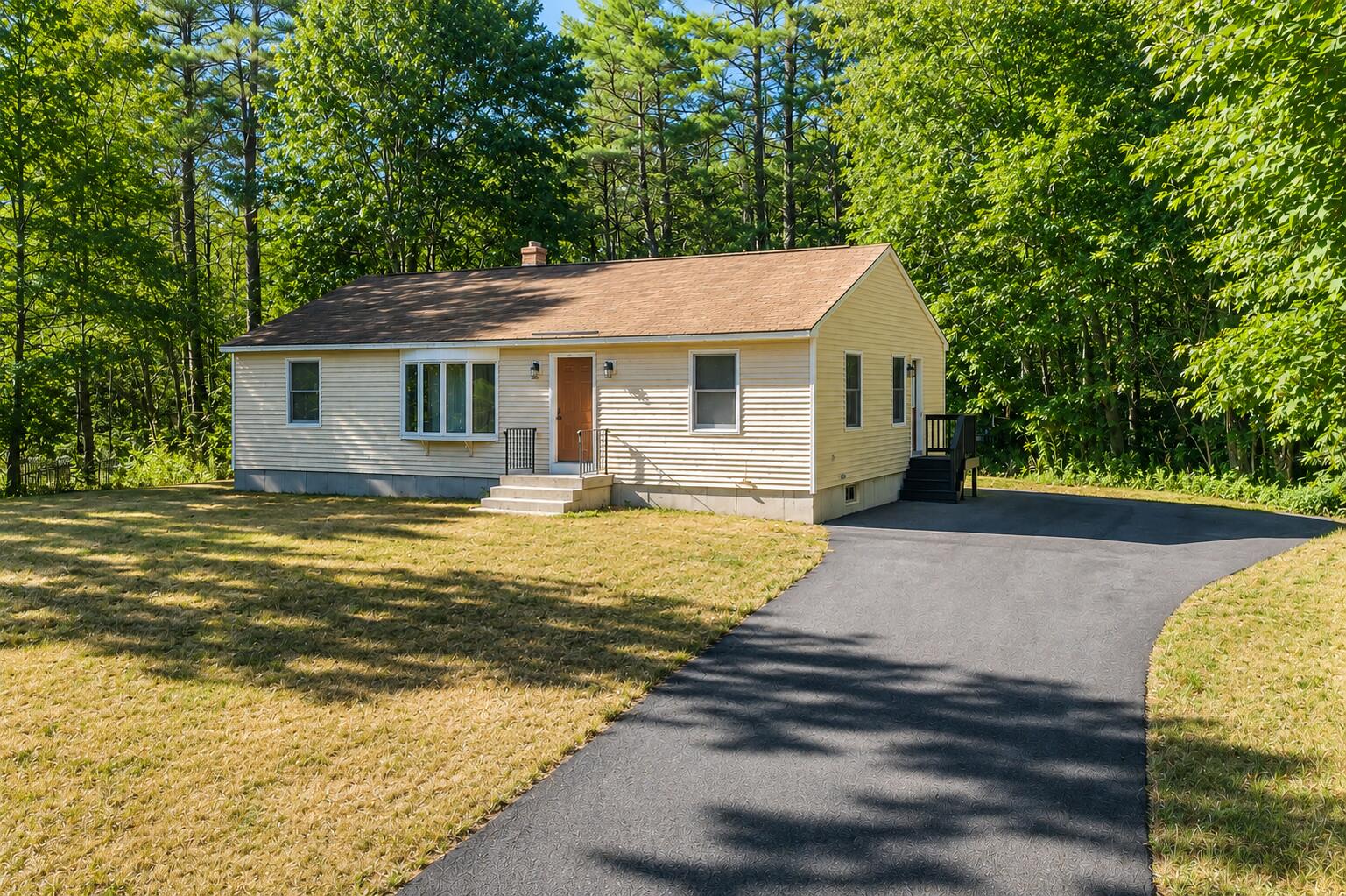 4 Mayfield Drive Westbrook ME 04092