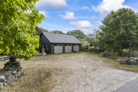 392 Indian Point Road Georgetown ME 04548