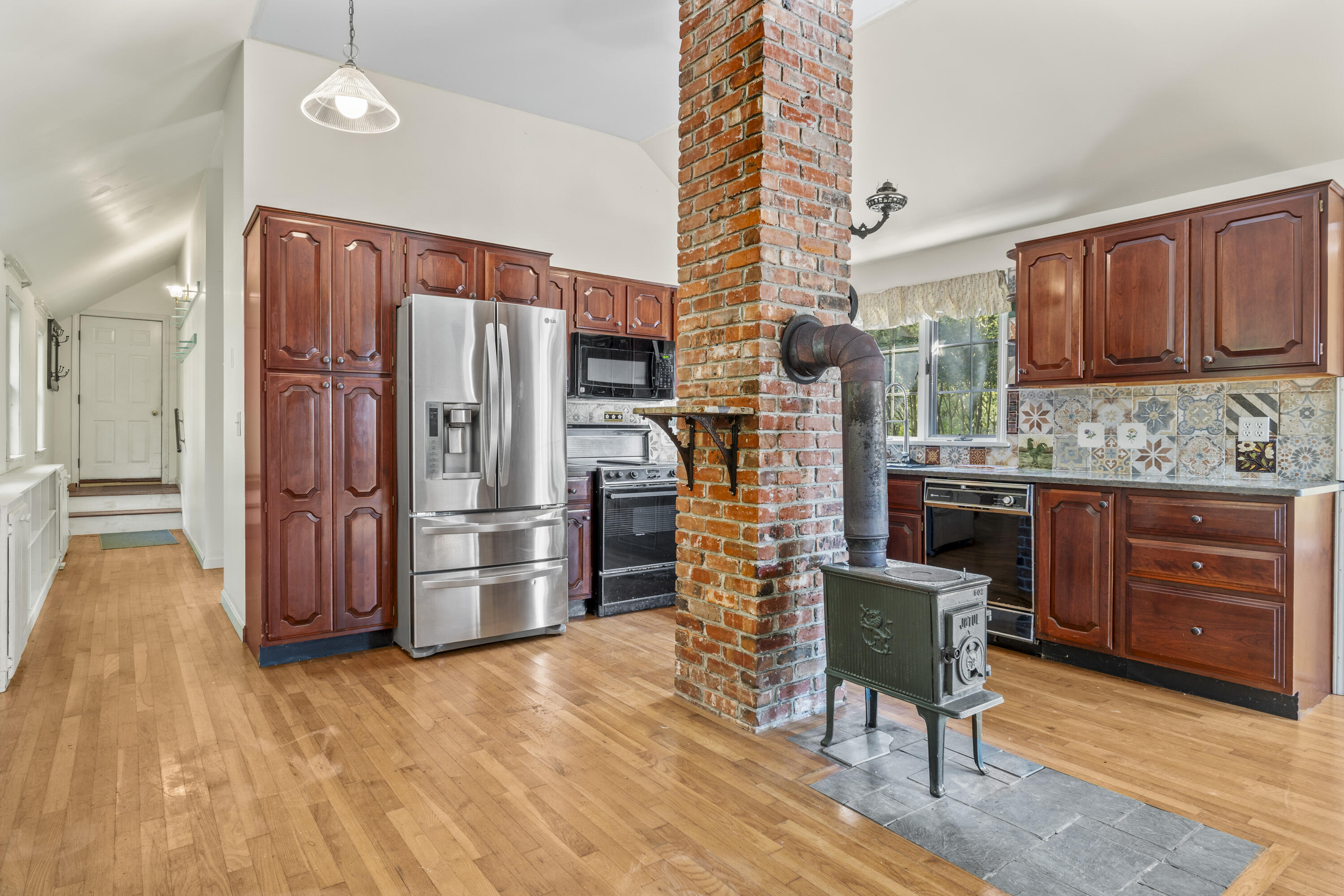 392 Indian Point Road Georgetown ME 04548