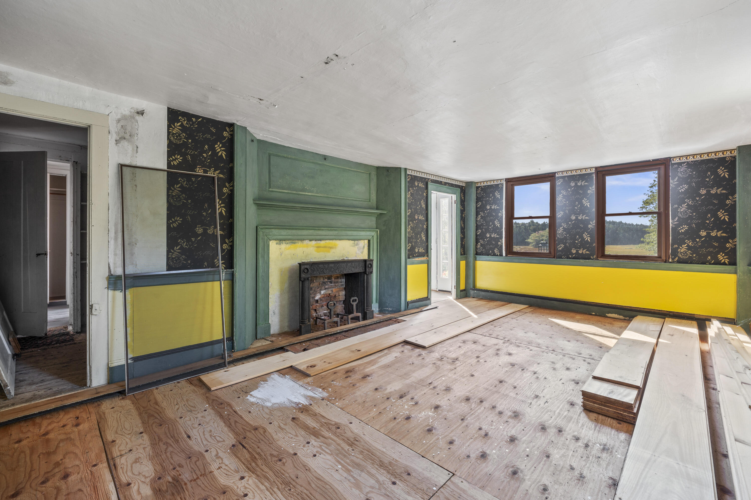 392 Indian Point Road Georgetown ME 04548
