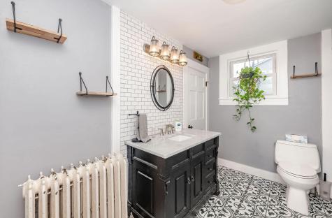 1088 State Road Eliot ME 03903