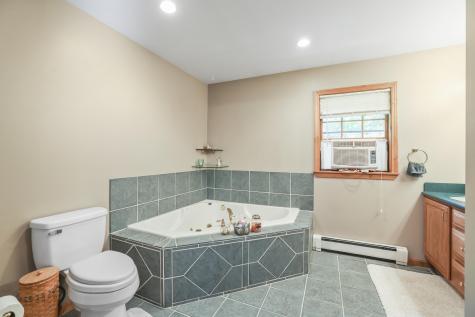 42 Cobb Road Poland ME 04274