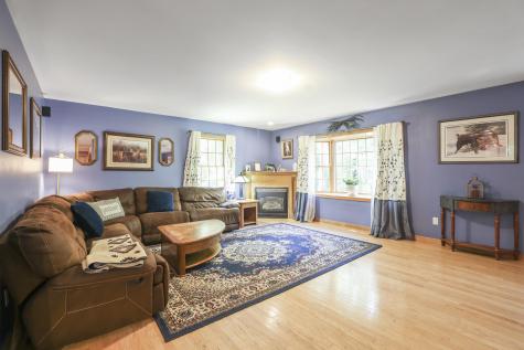 42 Cobb Road Poland ME 04274