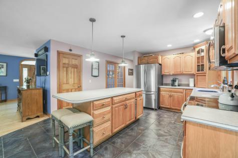 42 Cobb Road Poland ME 04274