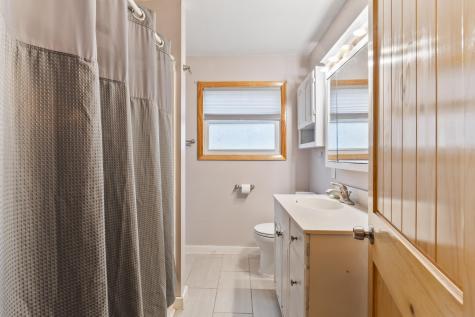 33 East Avenue Lisbon ME 04252