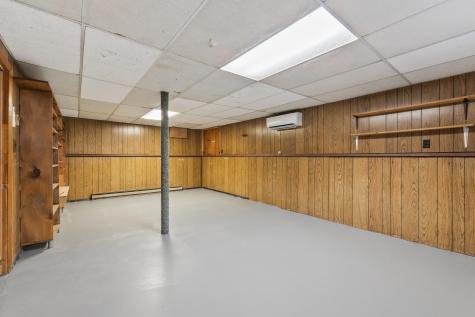 33 East Avenue Lisbon ME 04252