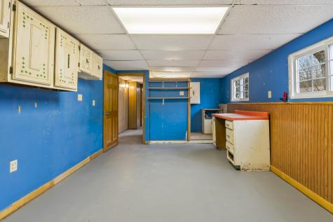 33 East Avenue Lisbon ME 04252