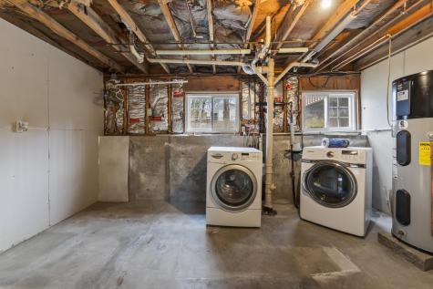 33 East Avenue Lisbon ME 04252