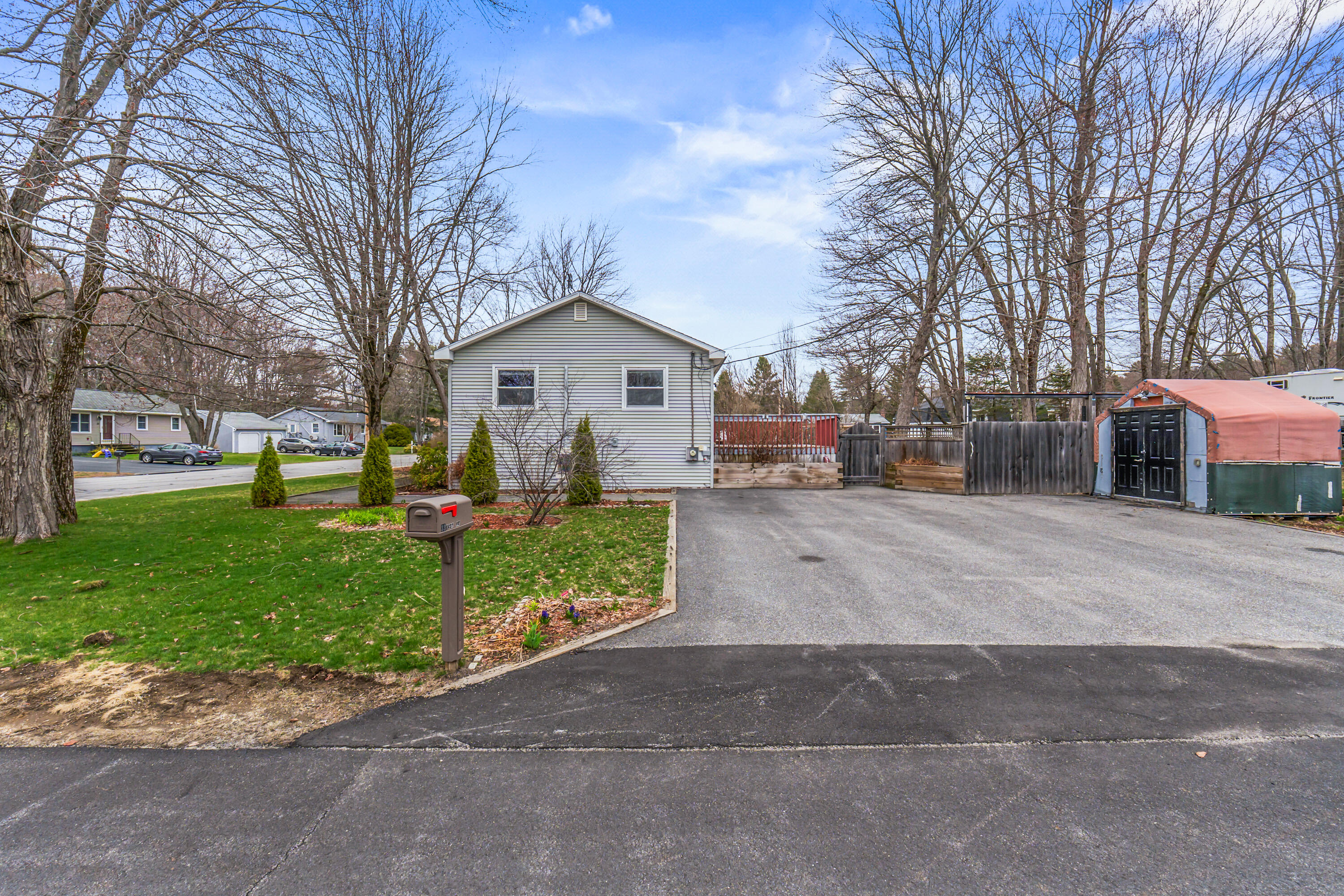 33 East Avenue Lisbon ME 04252