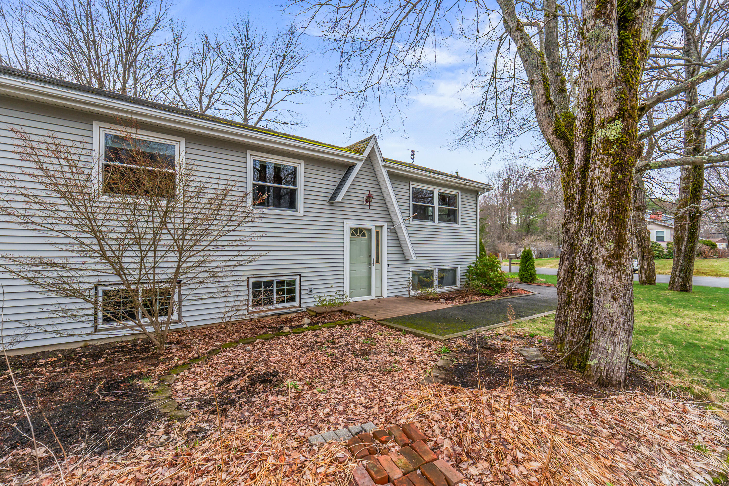 33 East Avenue Lisbon ME 04252