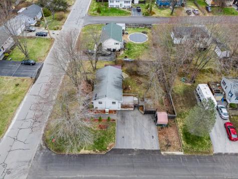 33 East Avenue Lisbon ME 04252
