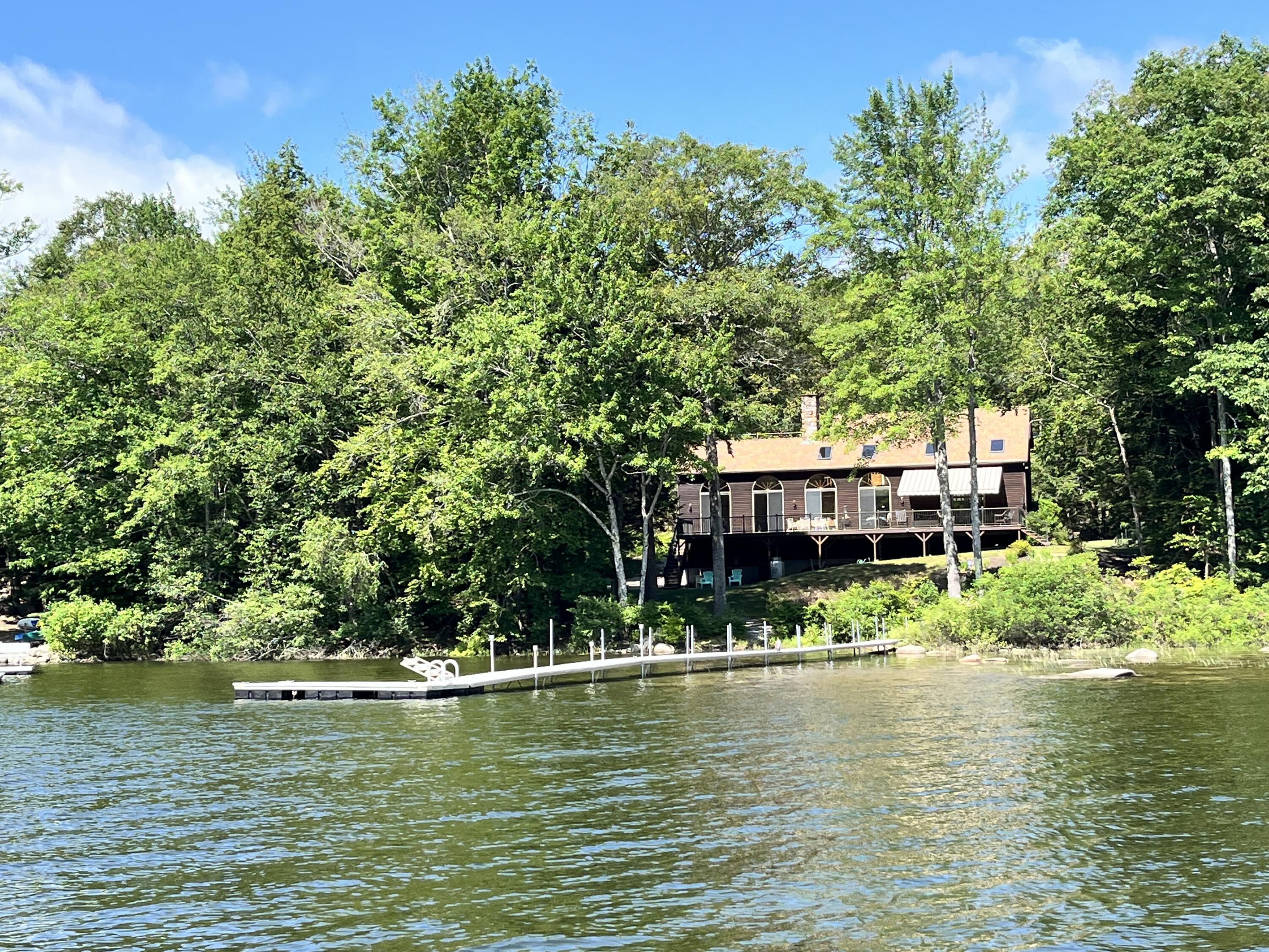 17 Blueberry Point Raymond ME 04071