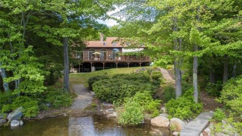 17 Blueberry Point Raymond ME 04071