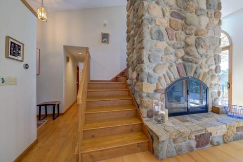 17 Blueberry Point Raymond ME 04071