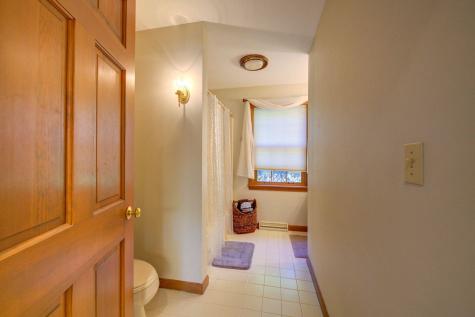 17 Blueberry Point Raymond ME 04071