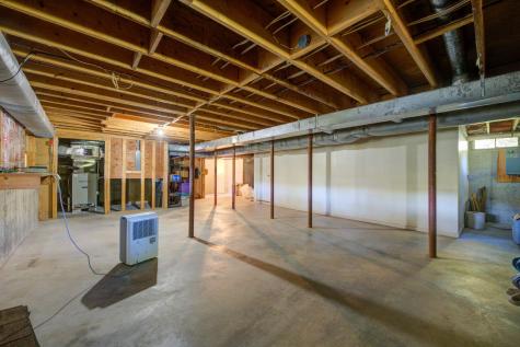 17 Blueberry Point Raymond ME 04071