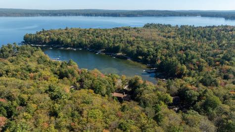 17 Blueberry Point Raymond ME 04071