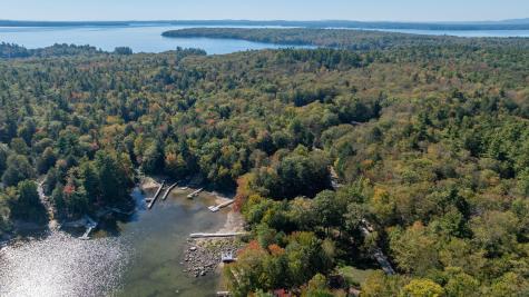 17 Blueberry Point Raymond ME 04071