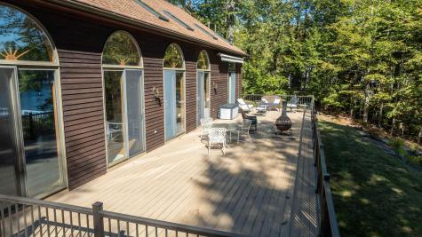 17 Blueberry Point Raymond ME 04071