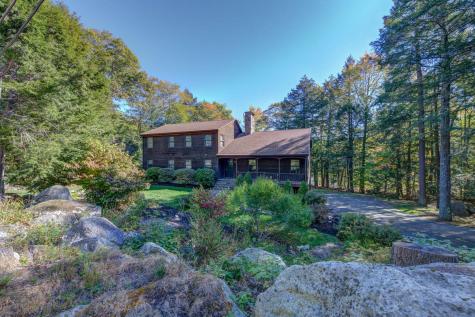 17 Blueberry Point Raymond ME 04071