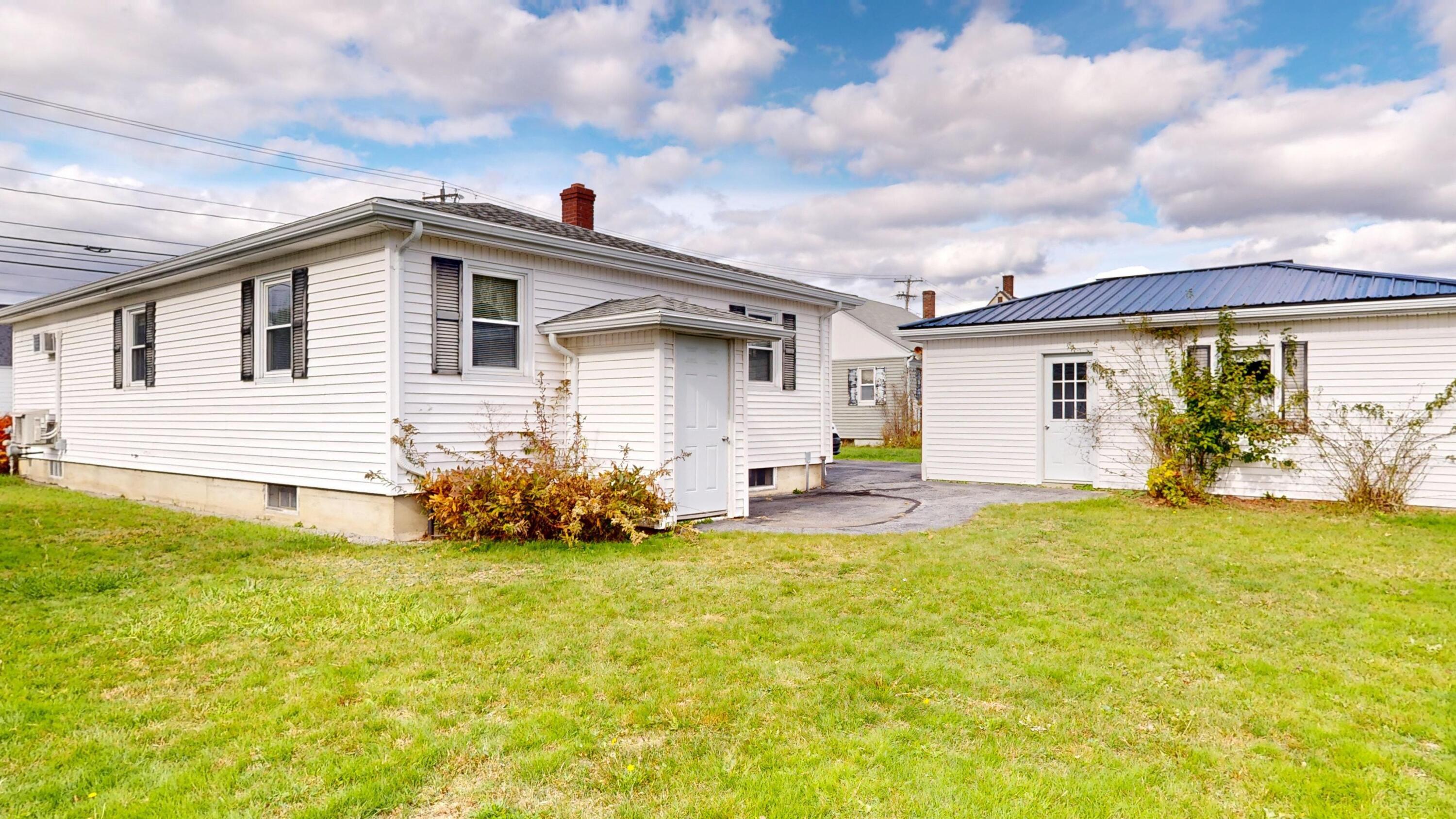 211 Farwell Street Lewiston ME 04240