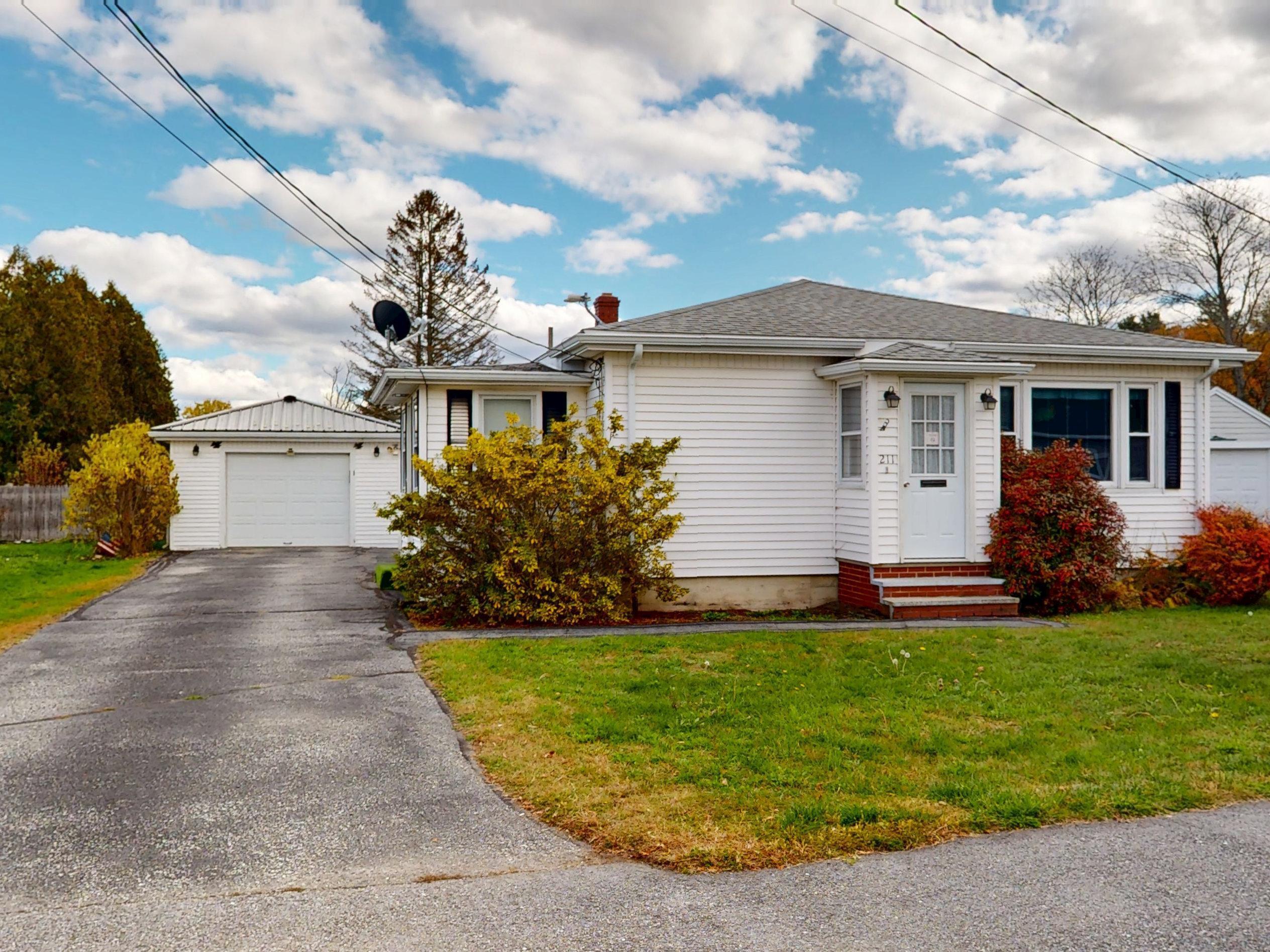 211 Farwell Street Lewiston ME 04240