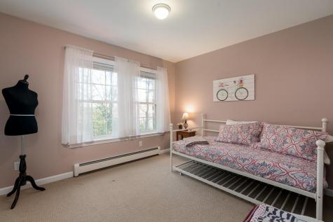 22 Autumn Crossing Gray ME 04039