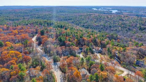 22 Autumn Crossing Gray ME 04039