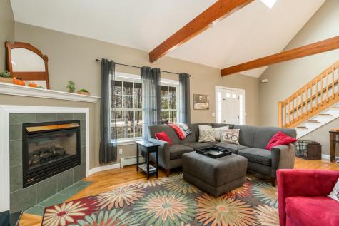 22 Autumn Crossing Gray ME 04039