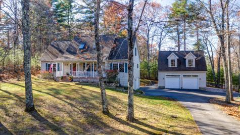 22 Autumn Crossing Gray ME 04039