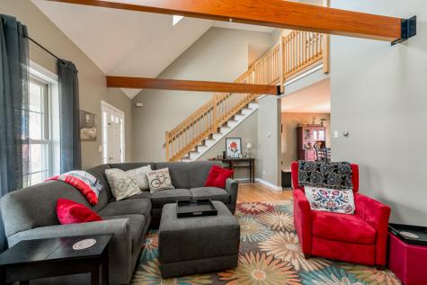 22 Autumn Crossing Gray ME 04039