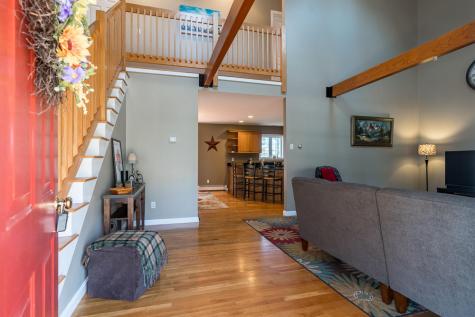 22 Autumn Crossing Gray ME 04039