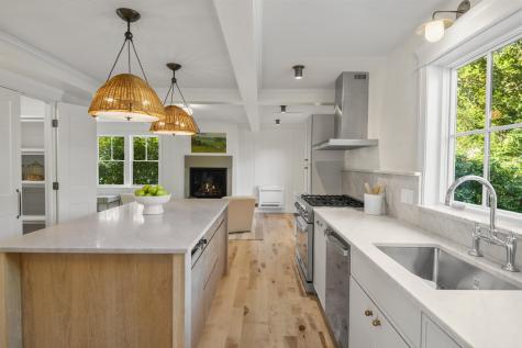 63 Cloyster Road South Portland ME 04106