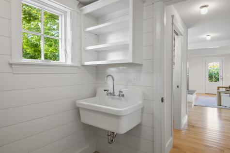 63 Cloyster Road South Portland ME 04106