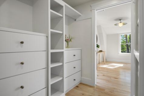 63 Cloyster Road South Portland ME 04106