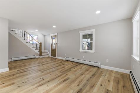 20 Mount Vernon Street Gardiner ME 04345