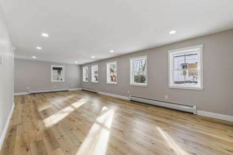 20 Mount Vernon Street Gardiner ME 04345