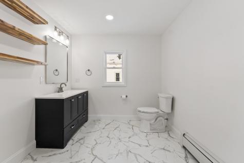 20 Mount Vernon Street Gardiner ME 04345