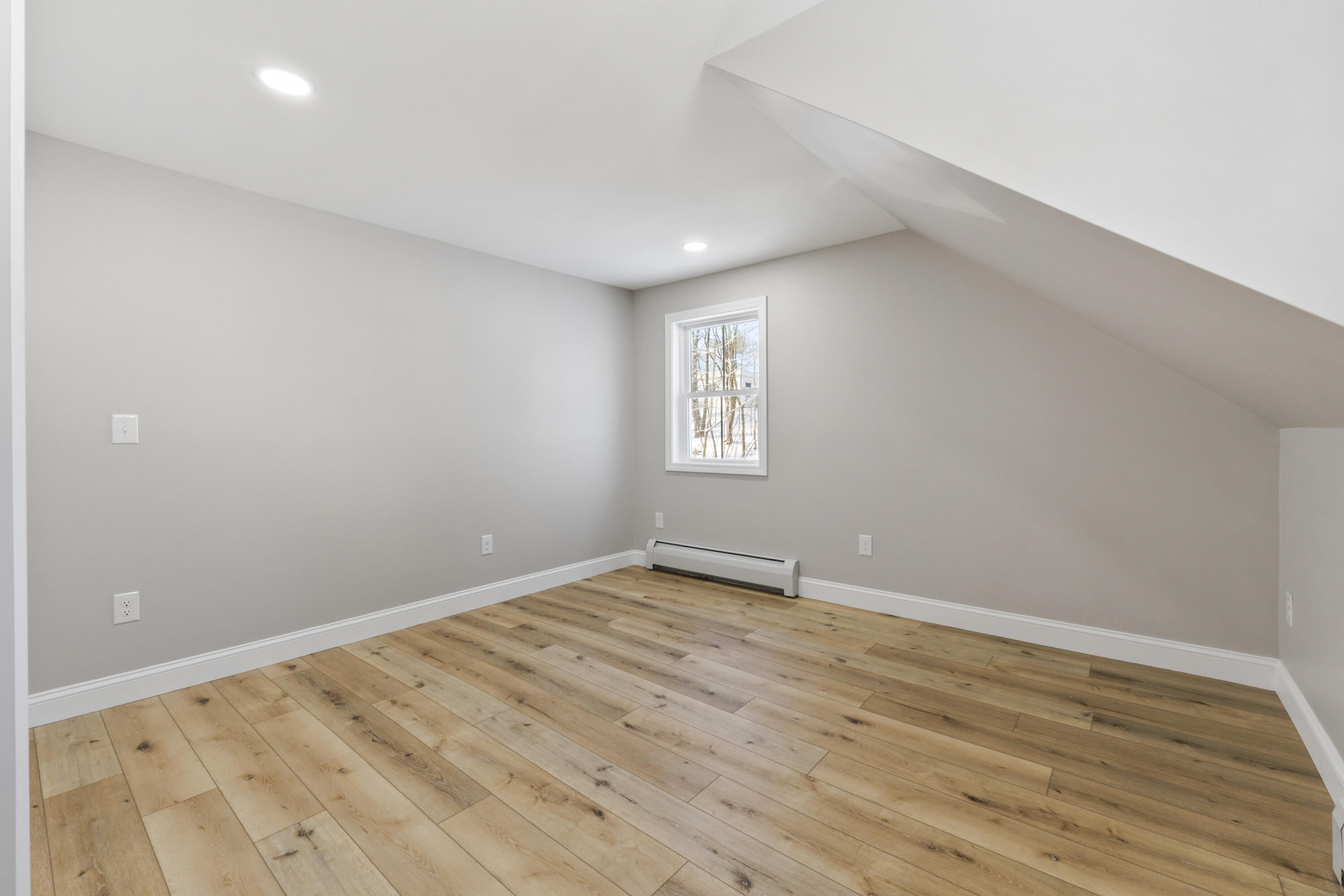 20 Mount Vernon Street Gardiner ME 04345