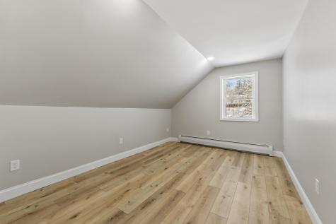 20 Mount Vernon Street Gardiner ME 04345