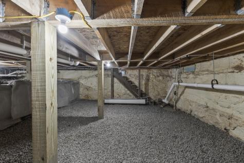 20 Mount Vernon Street Gardiner ME 04345