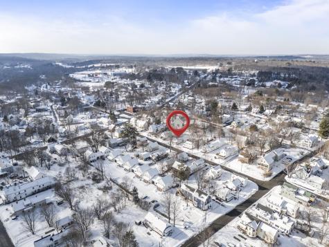 20 Mount Vernon Street Gardiner ME 04345