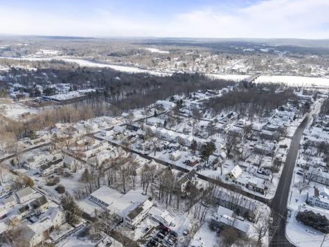 20 Mount Vernon Street Gardiner ME 04345