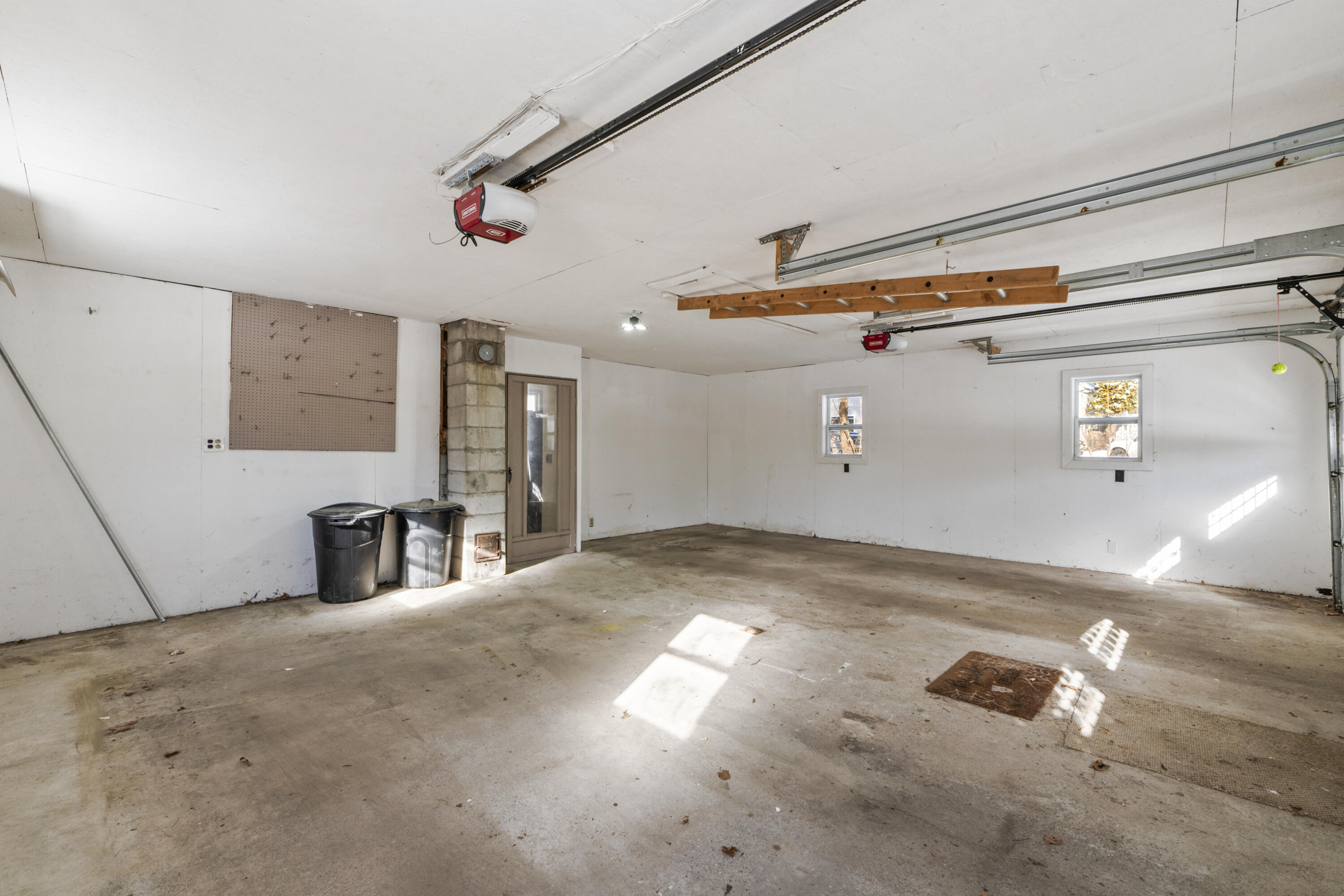 737 Commercial Street Rockport ME 04856