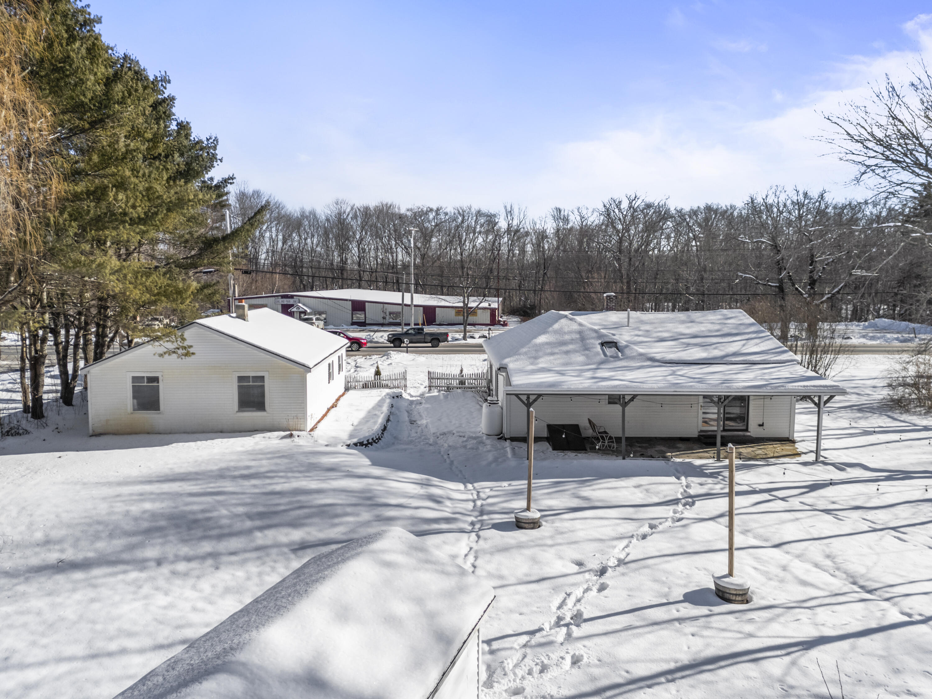 737 Commercial Street Rockport ME 04856