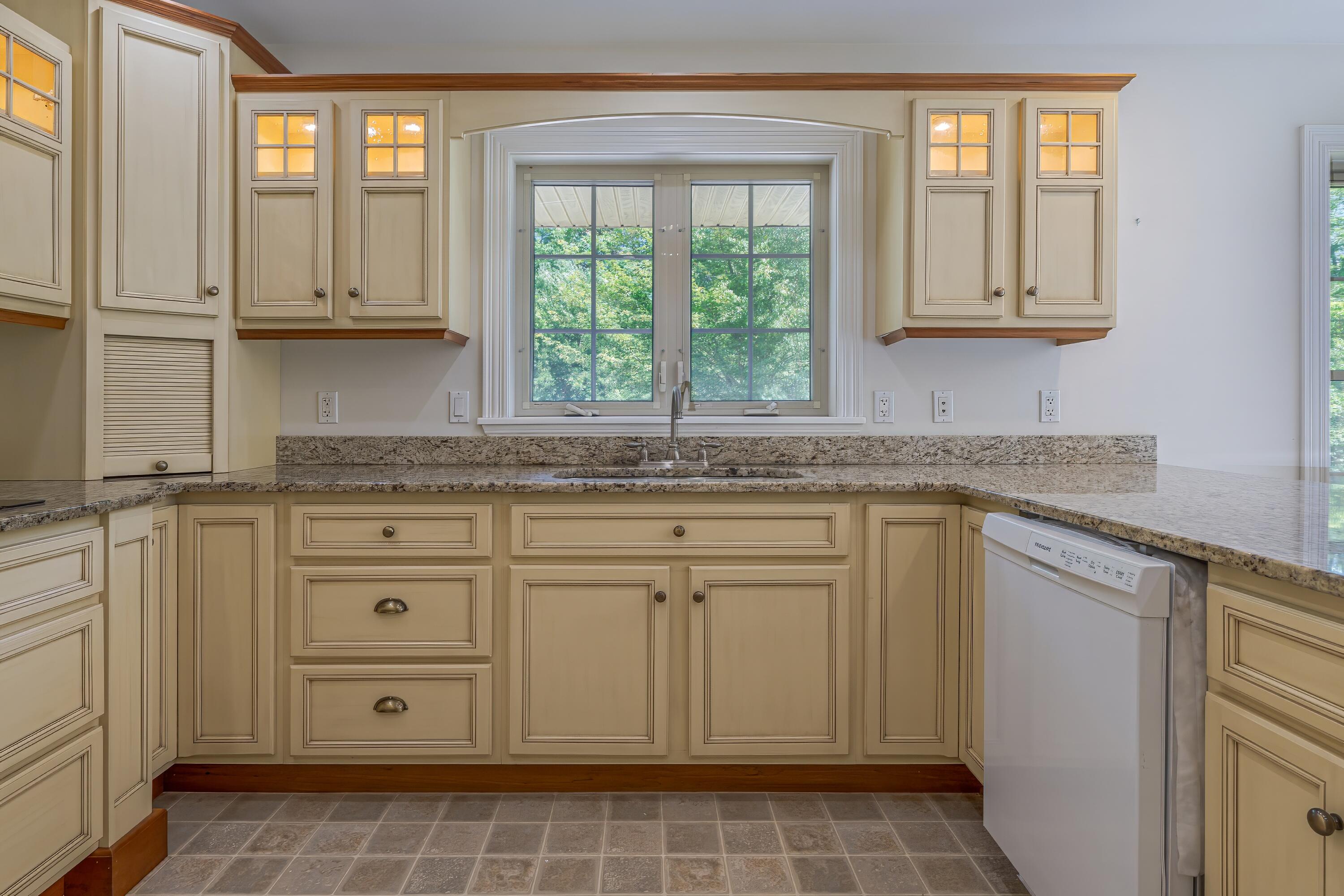 27 M J Lane Bar Harbor ME 04609