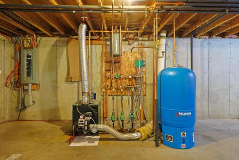 27 M J Lane Bar Harbor ME 04609