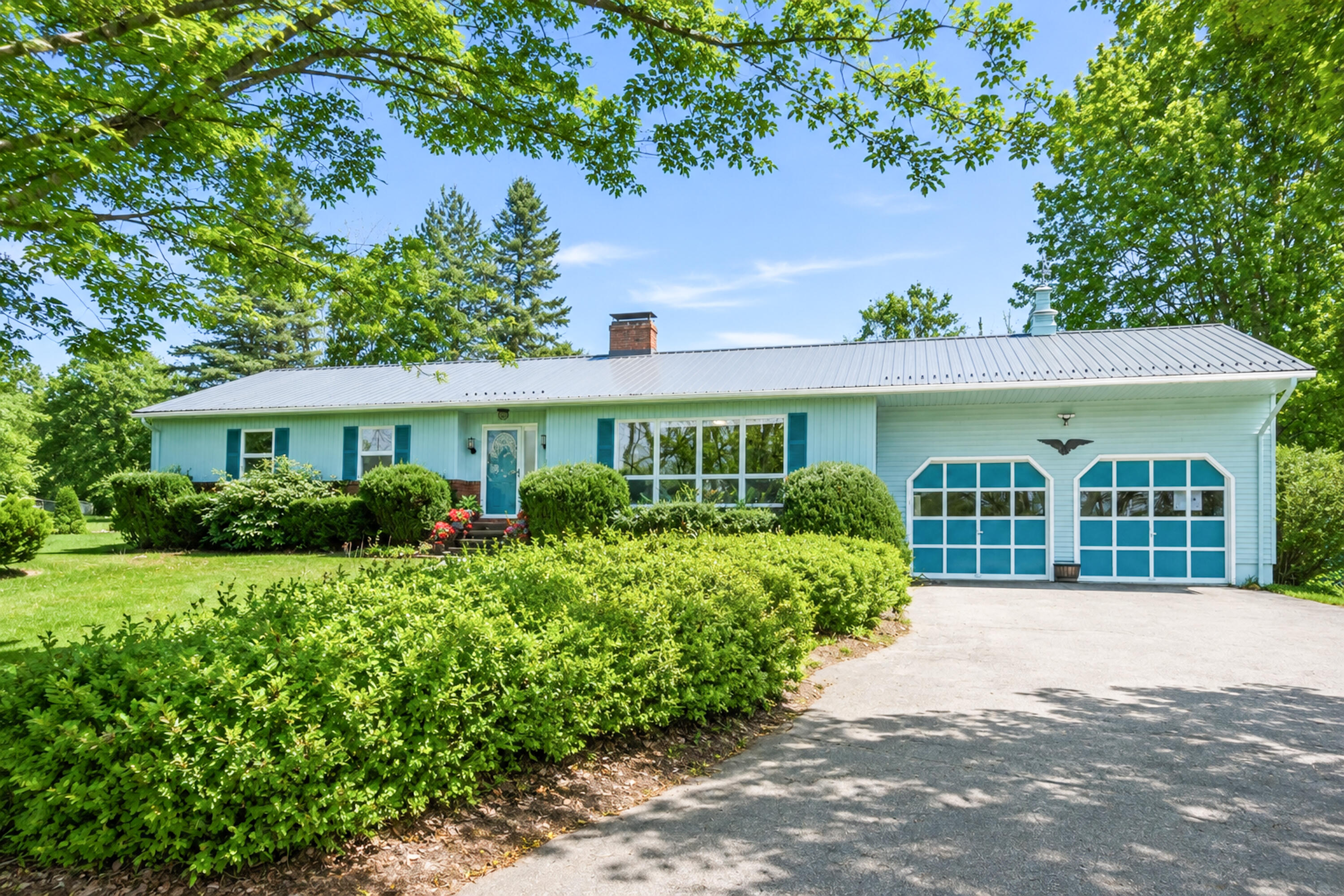 18 Martin Heights Raymond ME 04071
