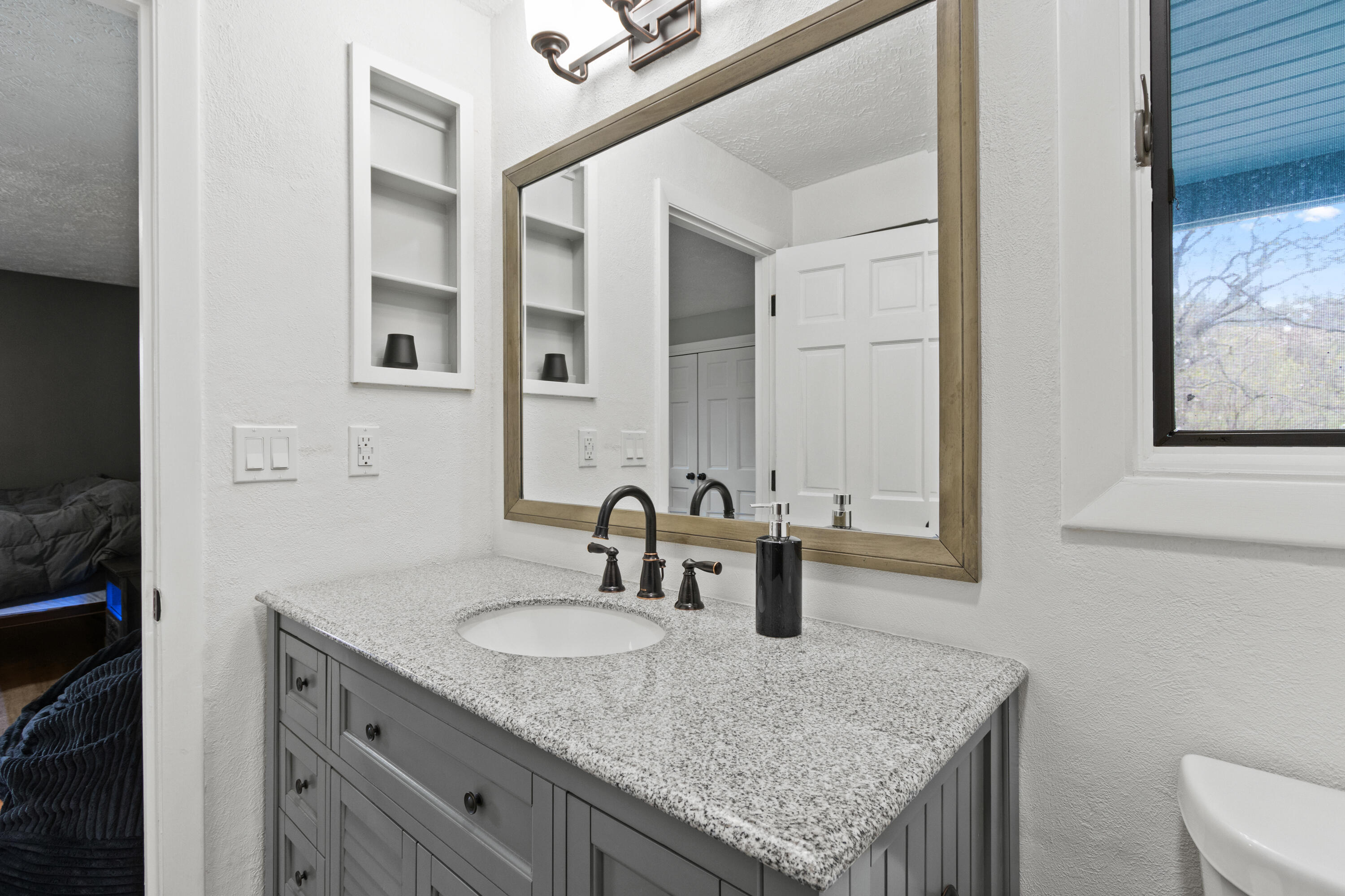 18 Martin Heights Raymond ME 04071